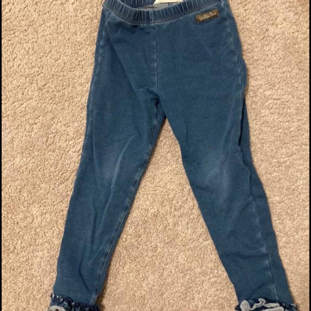 Size 6 Matilda Jane jeggings with ruffles